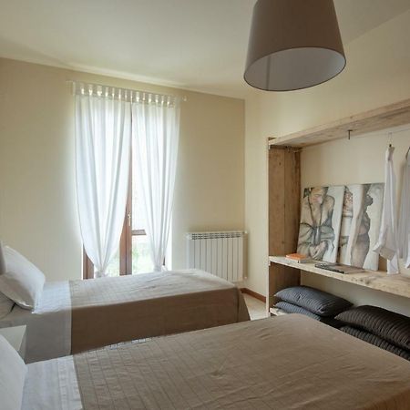 Appartamenti Corte Dei Cipressi Roe Exteriér fotografie