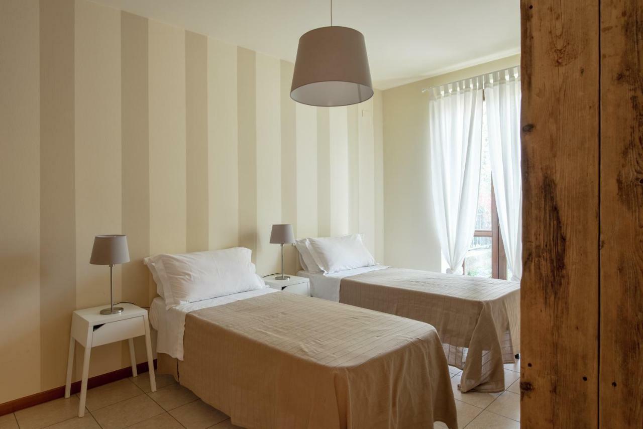 Appartamenti Corte Dei Cipressi Roe Exteriér fotografie